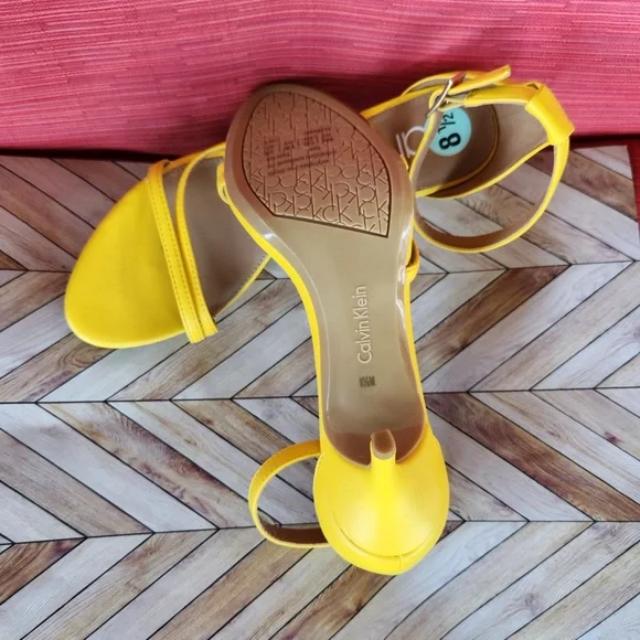 Calvin Klein Yellow Heels with Sleek Straps - Picture 4 of 7